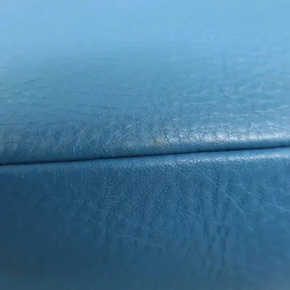 100% Authentic PRADA Blue Leather Shoulder Bag 613-082824 - Picture 9 of 12